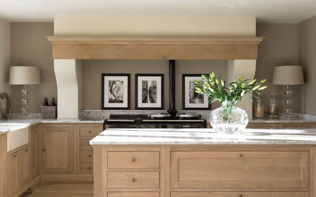 oak white cabinets