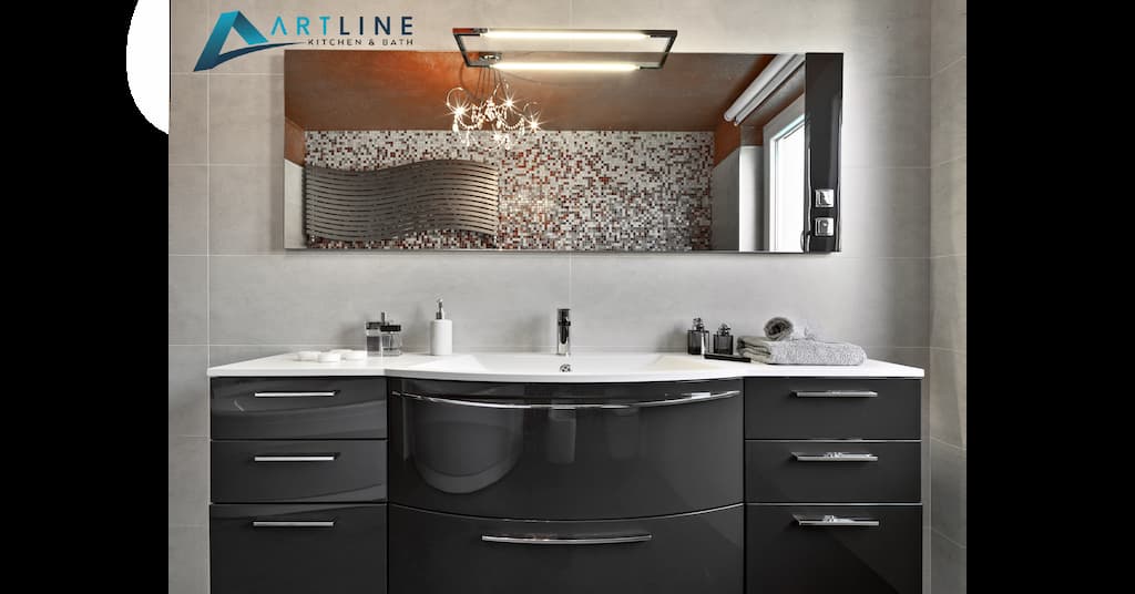 Role Of Mirrors In Bath Functionality And Aesthetics