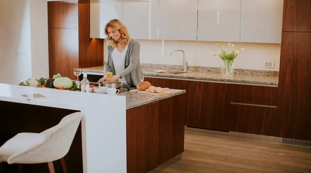 Custom Kitchen Cabinets Designs