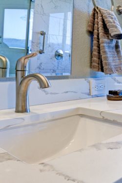 arlington-heights-bath1-faucet&sink